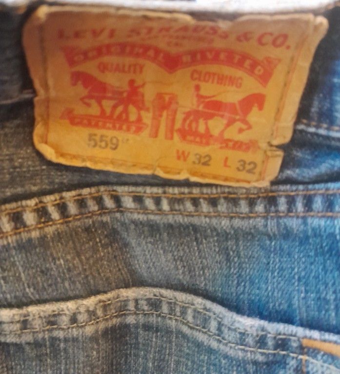 Mens 559 Levis Size 32x32