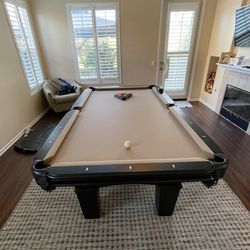 Pool Table 7ft ( Free Delivery & Set Up & New Color Felt Of Your Choice )