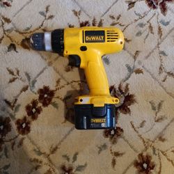 DeWalt Drill DC 9071