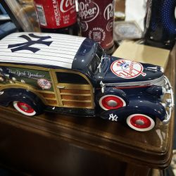New York Yankees Woody Car
