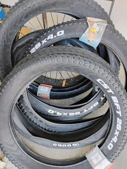 24x4" Fat Tires
