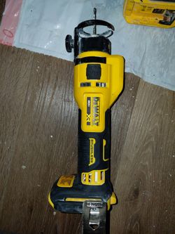 Dewalt XR cut out tool