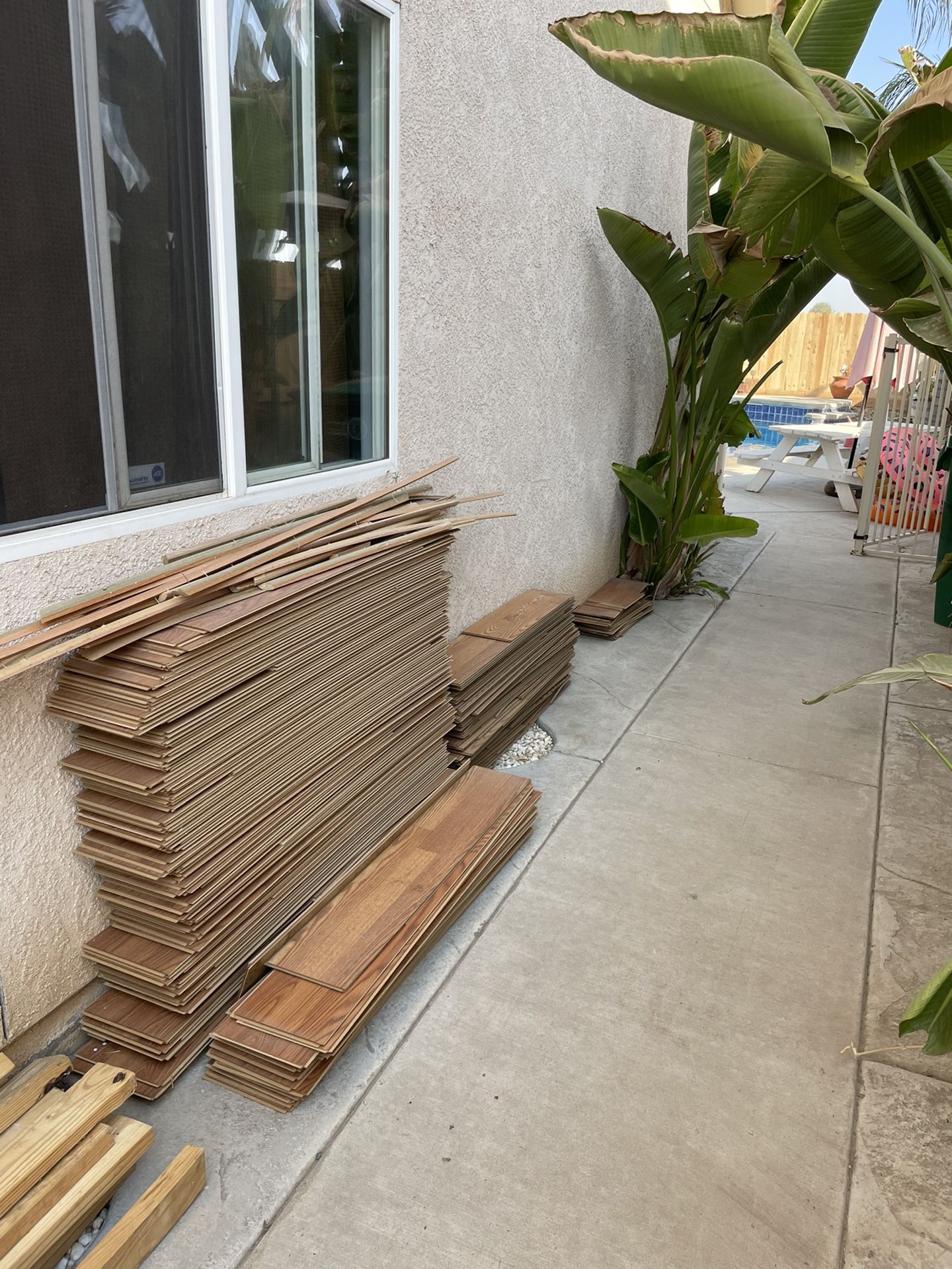 Wood/Floorboards & Baseboards