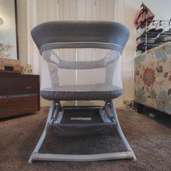 BABY TREND Quick Fold 2-in-1 Rocking Bassinet