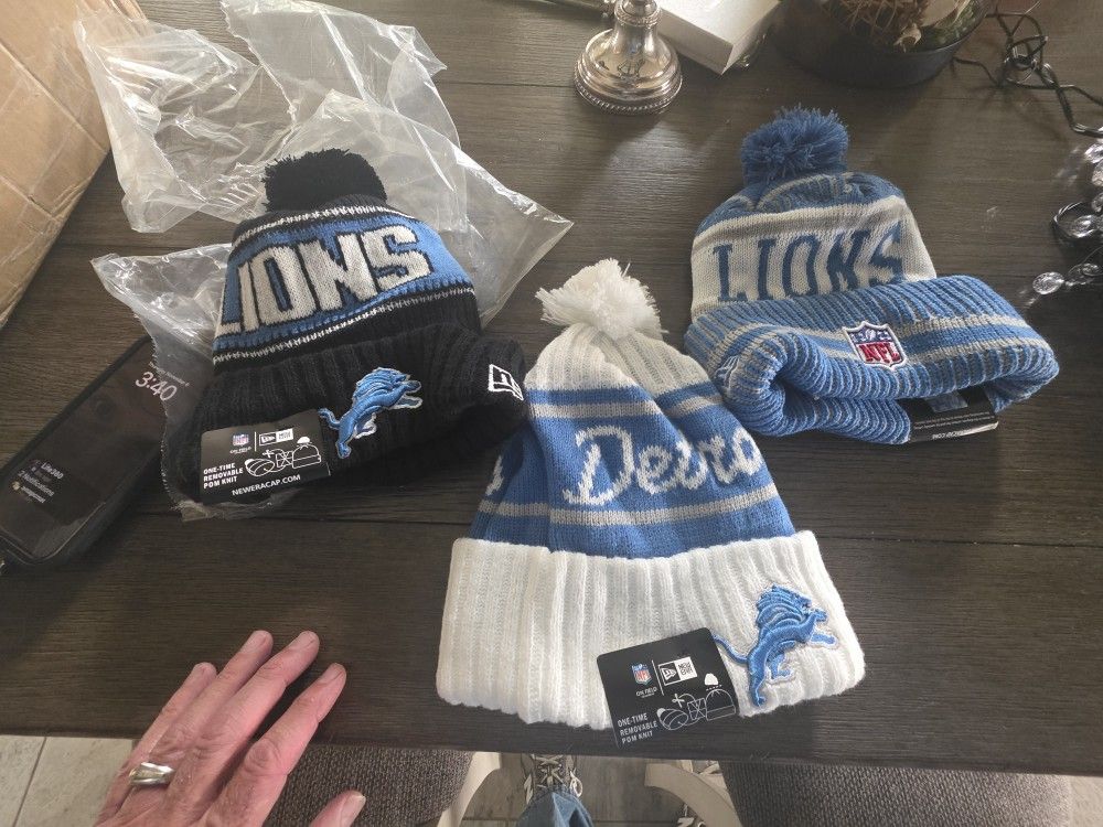 DETROIT LIONS(NEW ERA) WINTER HATS $12.....