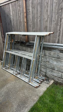 Scaffolding and accessories