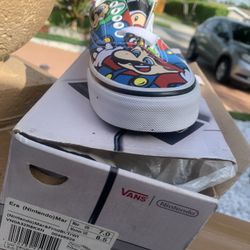 (Nintendo)Mario & Friendster Vans