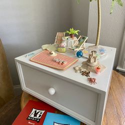 Vintage Collectible AG American Girl Seaside Cabana Set With Drawer
