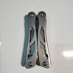 Multi-Tool, Like New 