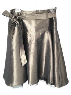 Fashionable skirt with belt size 8