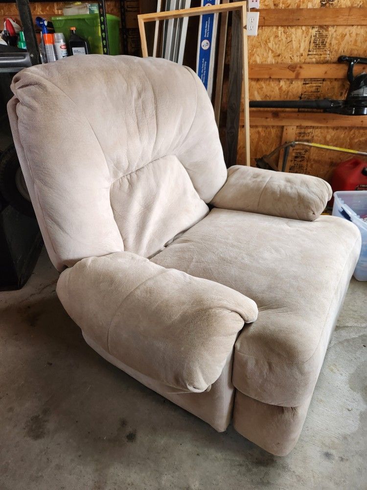 Recliner Chair