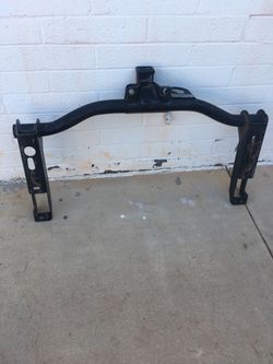 1/2 ton-3/4 ton GMC slide-in hitch receiver w/ 7way connector bracket