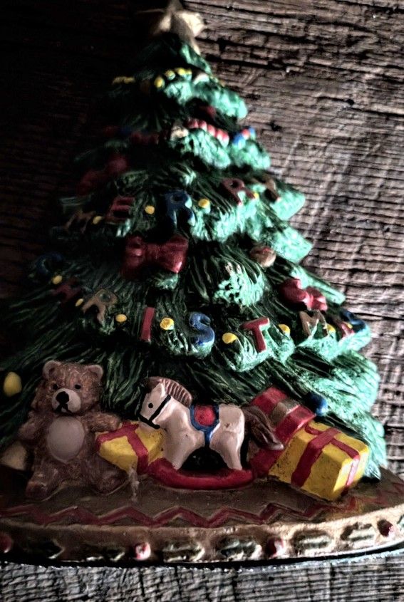 New Vintage Christmas Tree Cast Iron Door Stopper. It Has A Rubber Pad On The Bottom For Title Or Wood Floors. Sylvania / Upton Or Eastside