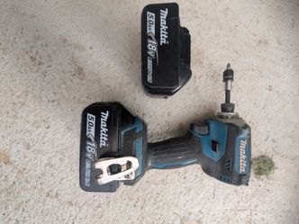 Makita impact with 2 battery's