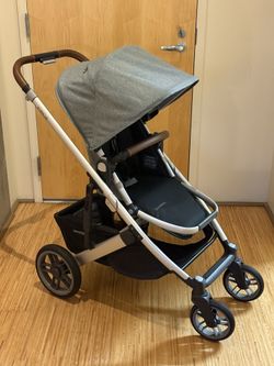 UPPAbaby CruzV2 Stroller with Rain cover