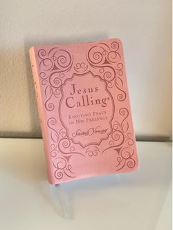 Jesus Calling by Sarah Young Devotional Book