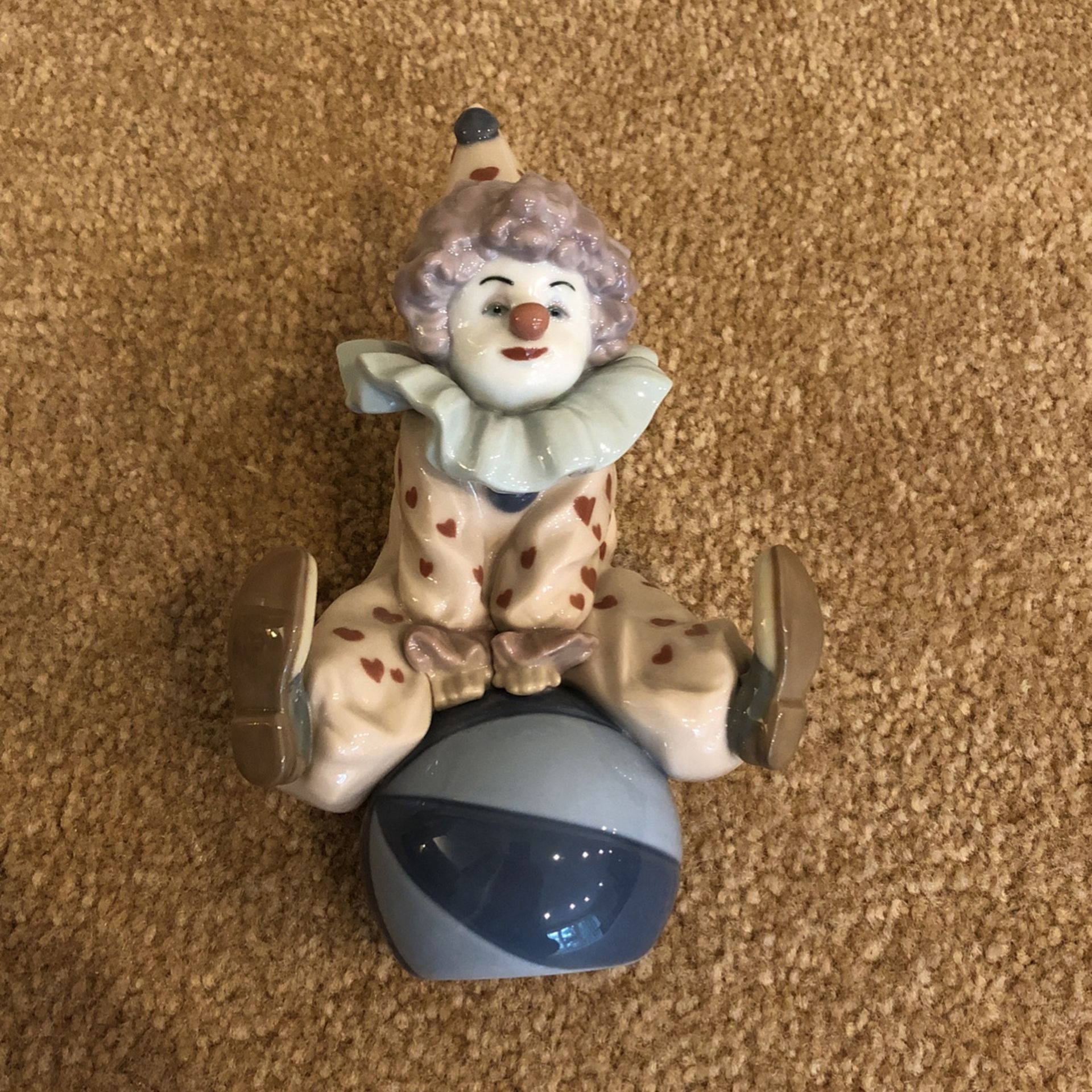 Lladro Having A Ball #05813