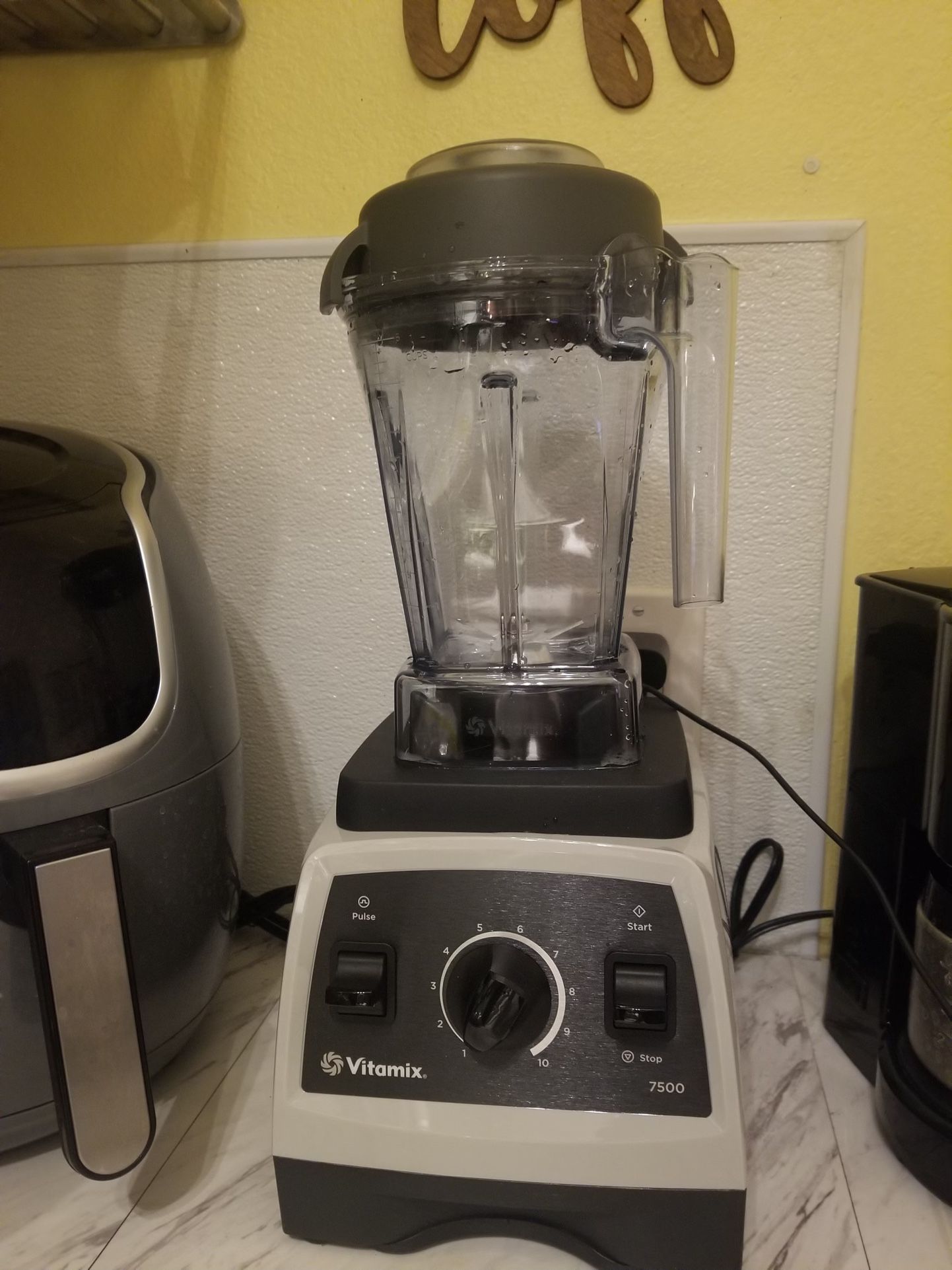 Vitamix 7500 Variable Blender