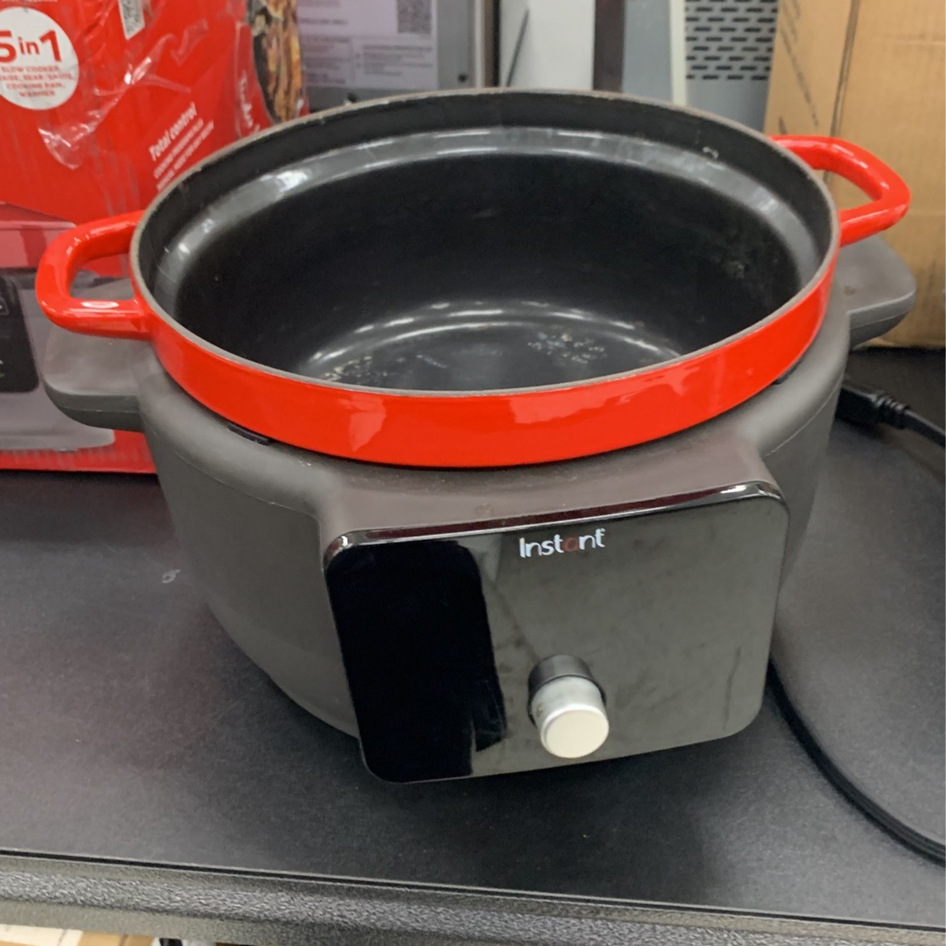 Instant Brand Dutch Oven