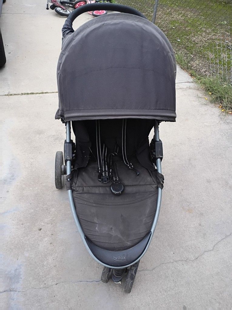 Stroller $10