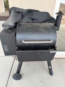 Tragger smoker grill