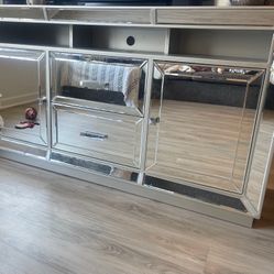 Mirrored TV Stand 
