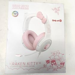 Razor Hello Kitty Headphones