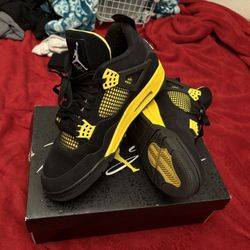 Jordan Thunder 4s 