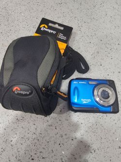 Bell+Howell Splash WP10 16.0 MP  Waterproof Digital Camera with 2.4"  LCD & HD Video (Blue)+1GB w/Carry case