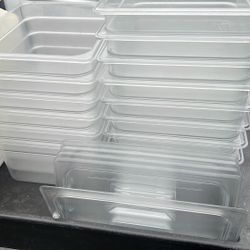 Large/medium Cambro’s Also Pizza Cutters 