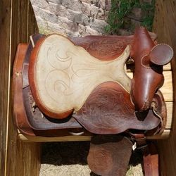 Rustic Vintage Tooled Leather Horse Saddle 16” Western Decor Restoration or Repurpose