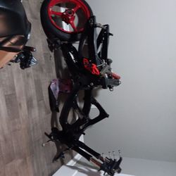2006 Gsxr 600 Parts Or Lot