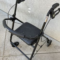 walker with seat