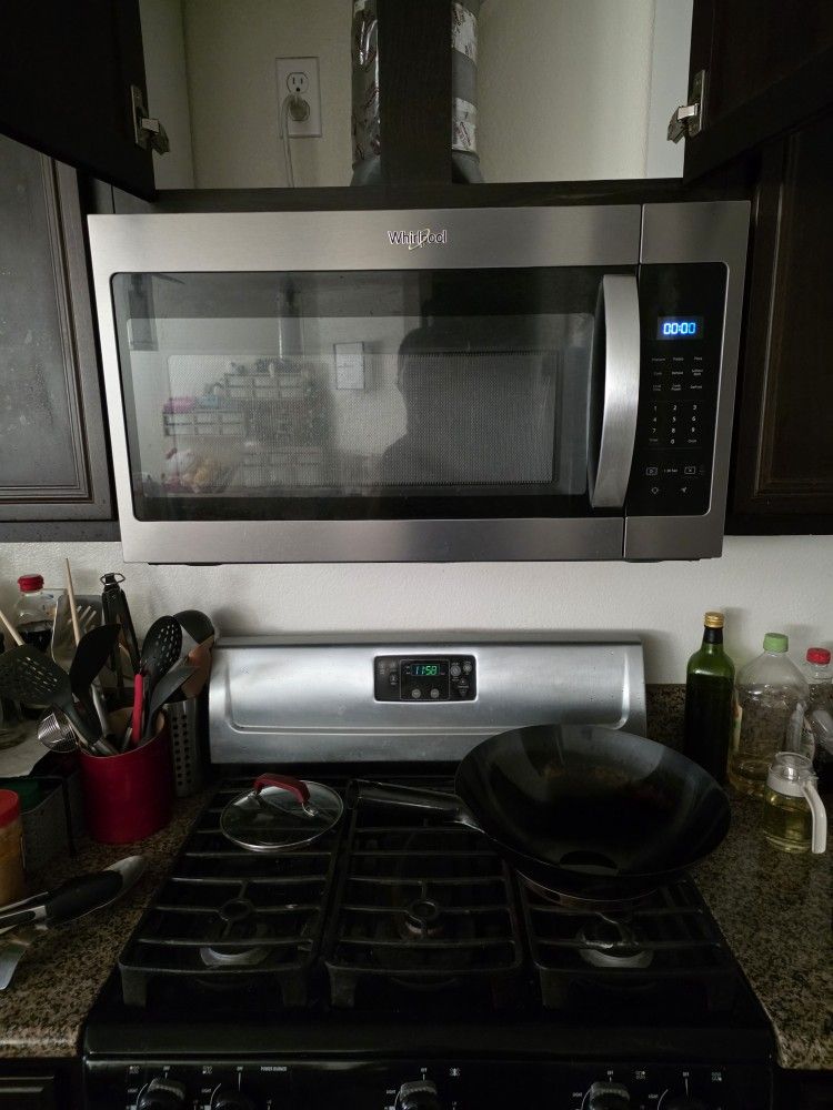 Whirlpool Microwave Needs Repair FREE