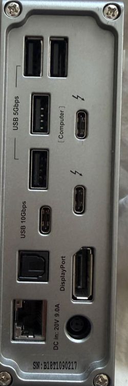CalDigit TS3 docking station