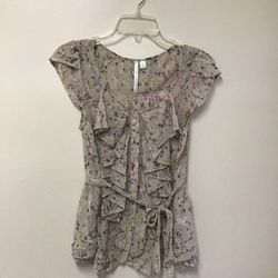 Women’s LAUREN CONRAD 100% polyester ruffled front cap sleeve tie waist print top…