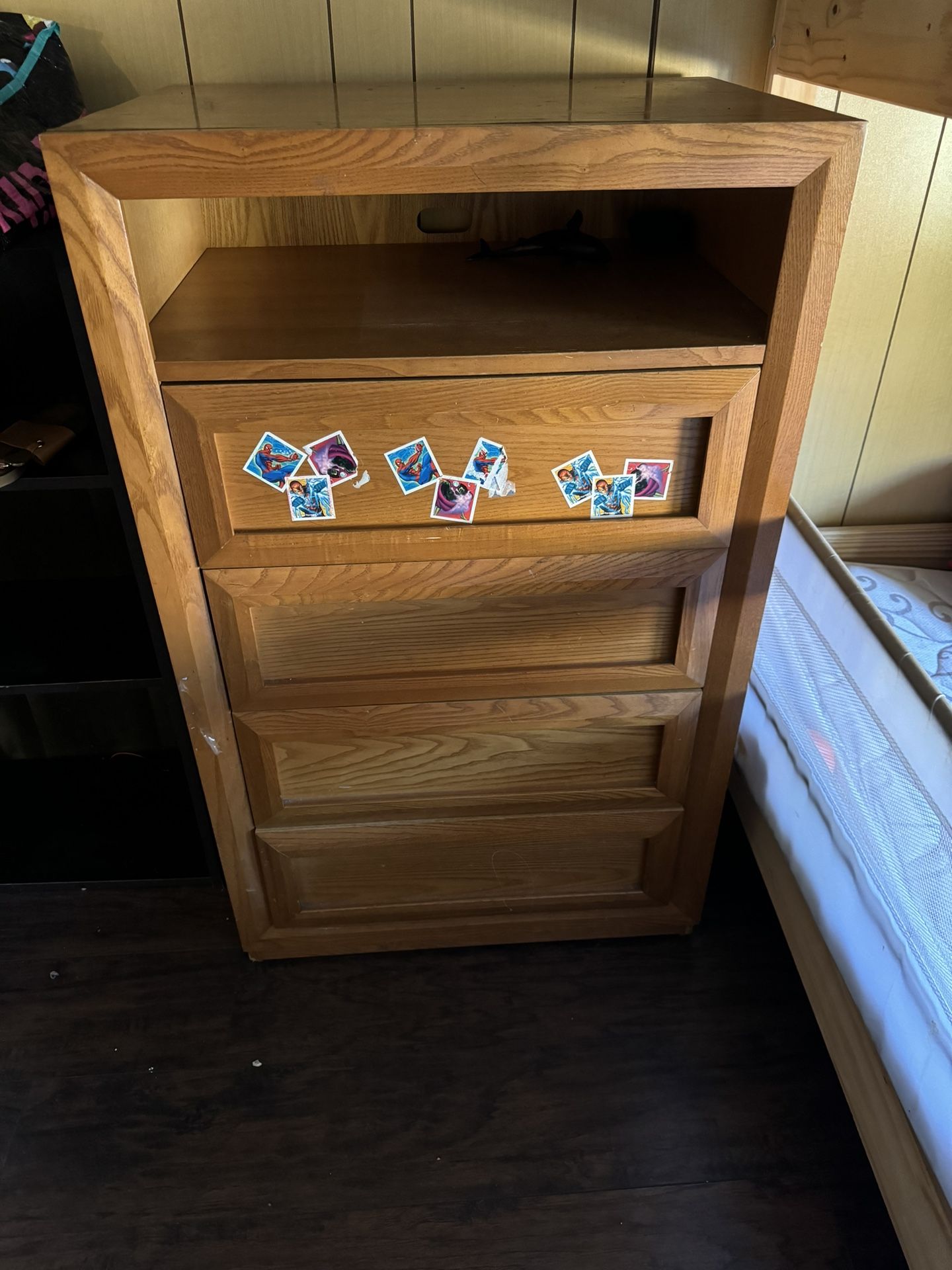 Dresser