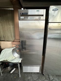 True T-23 Single Door Commercial Reach-In Refrigerator