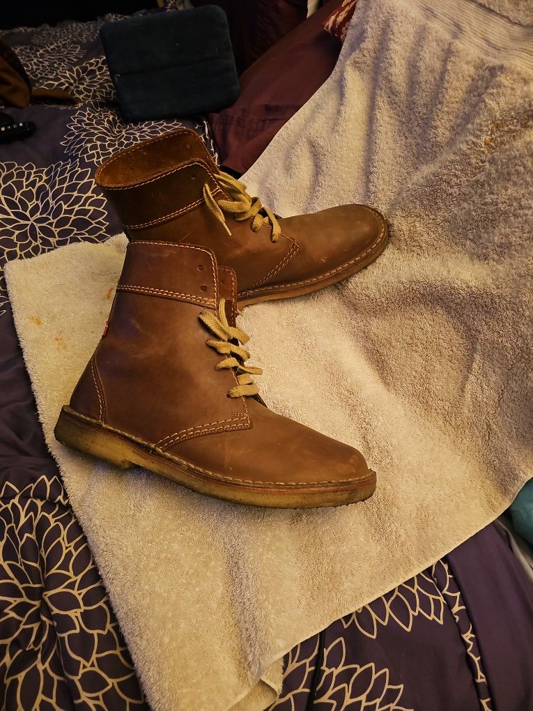 DuckFeet Danish Boots