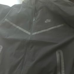 Nike Tech(Woven jacket)