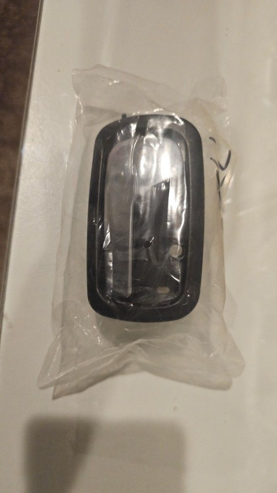 2005-2010 Cobalt Passenger Door Handle. 