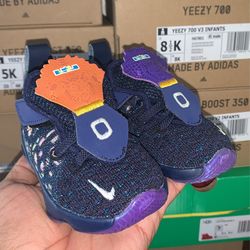 LEBRON XVII - MONSTARS ( Toddler )