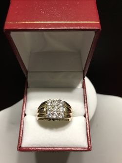 Anillo de oro de 10 k