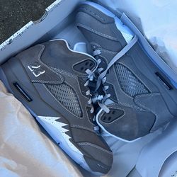 Wolf grey 5 Jordan size 9