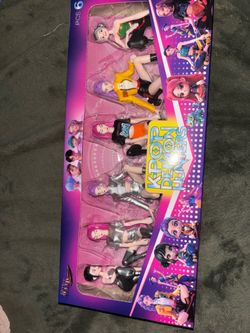 K-pop figures