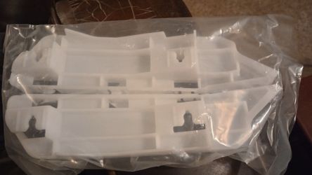 Honda Odyssey bumper cover brackets