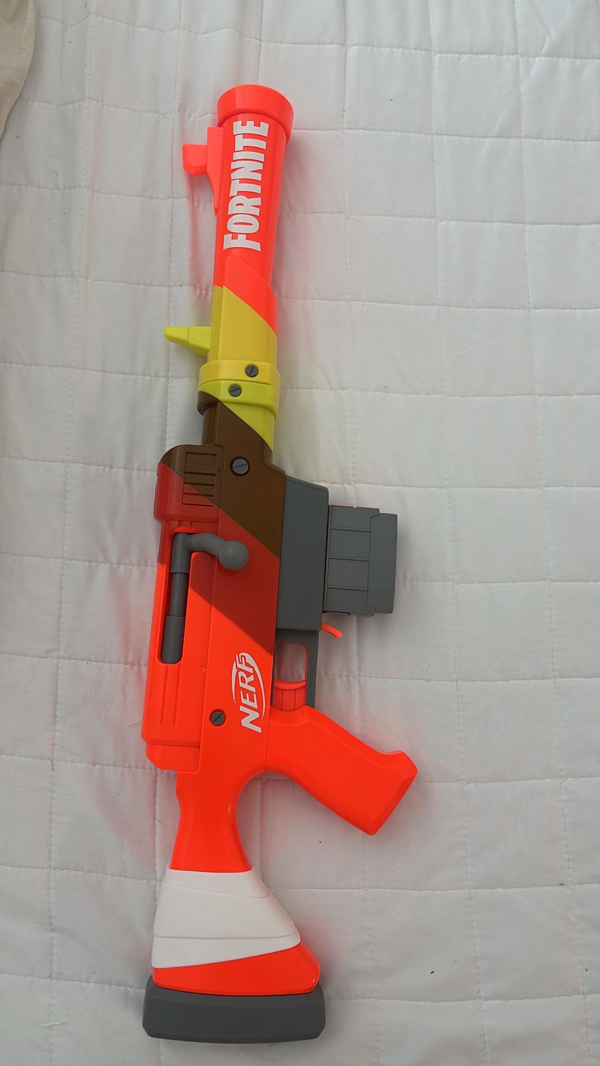 Fortnut Nerf Gun š