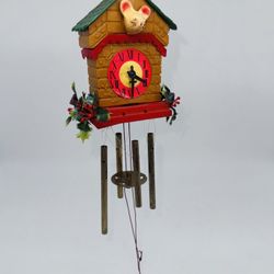 1973 Vtg Christmas Cuckoo Clock Mouse WINDCHIME Plastic KITSCHY MadeIn Hong Kong   From 1973!  The clock is all lightweight plastic. The mouse is felt