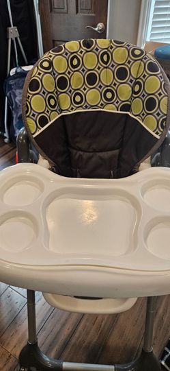 Baby trend sit right high chair