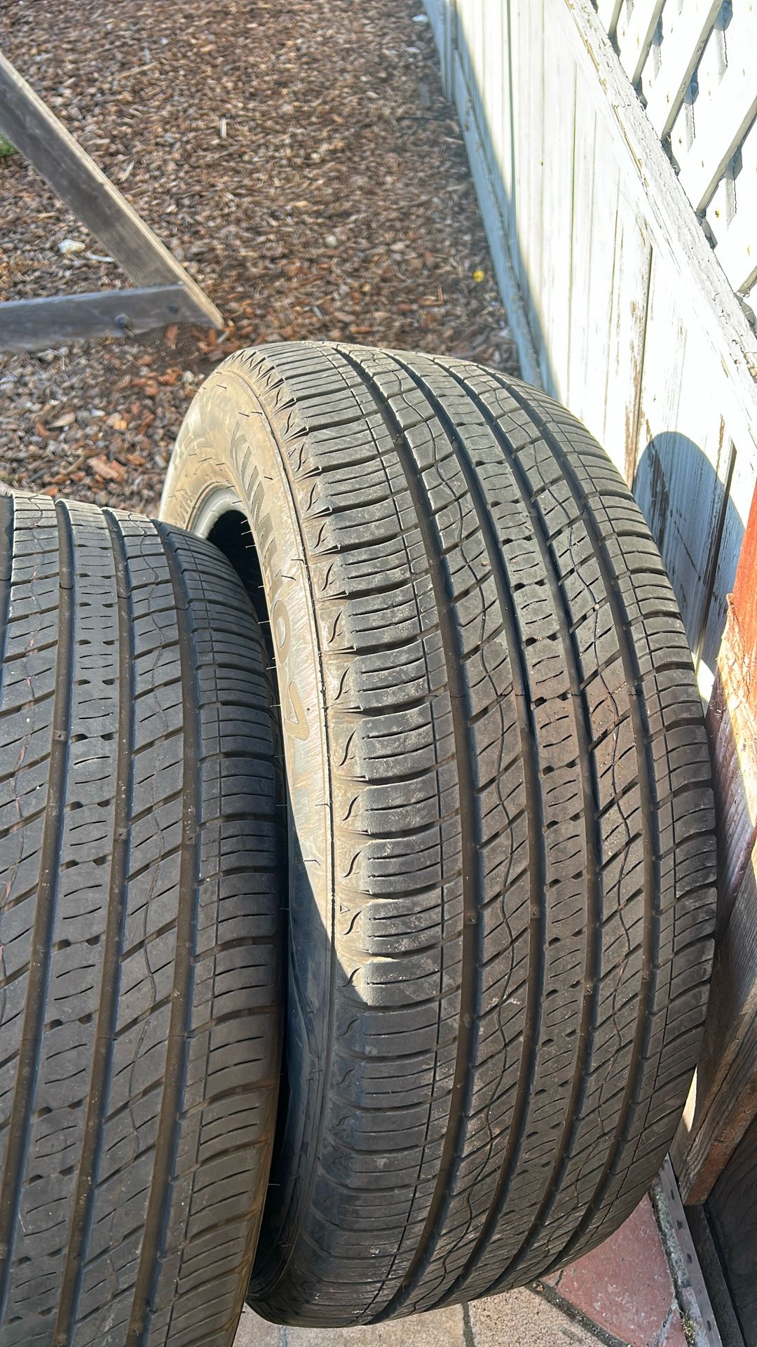 Tires auto Parts